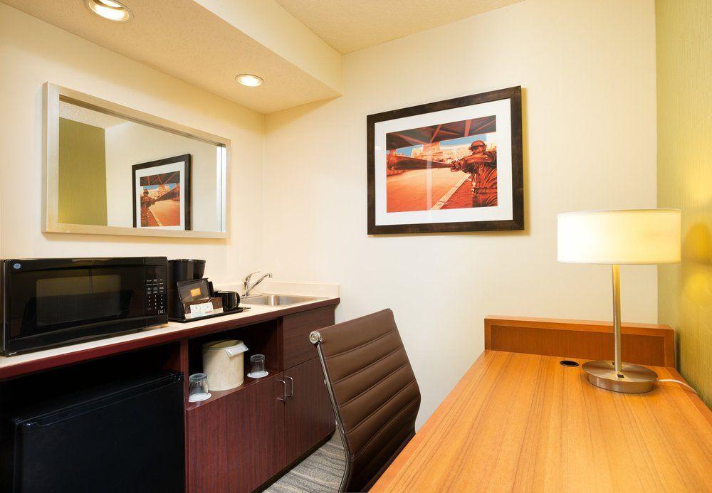 Springhill Suites Minneapolis West St. Louis Park Buitenkant foto