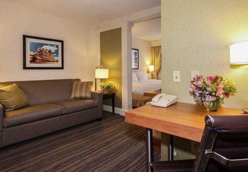 Springhill Suites Minneapolis West St. Louis Park Buitenkant foto